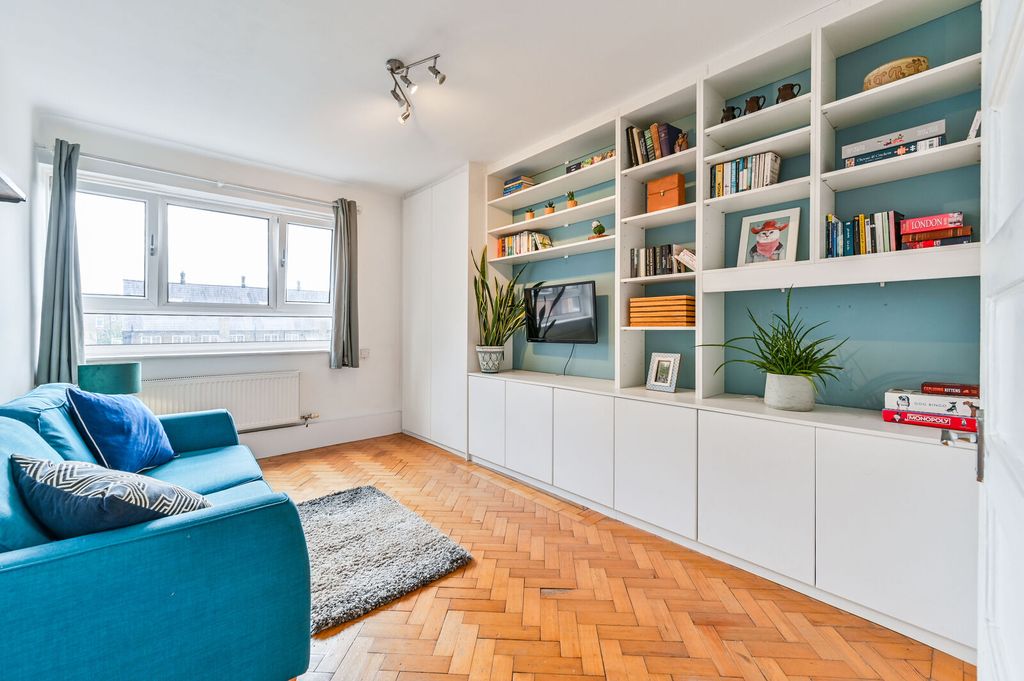 Property photo 1 of 10