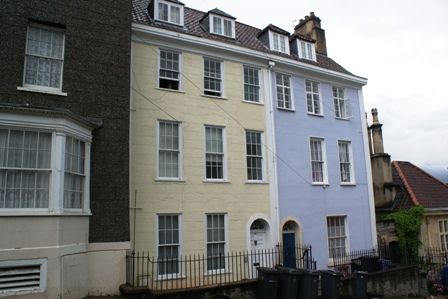 Property photo 1 of 5 32 St Michaels Hill.