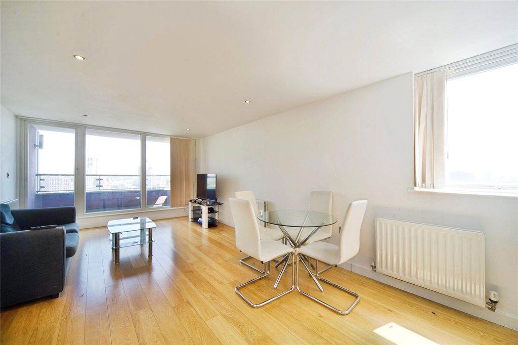 Property photo 1 of 16 Picture No. 32