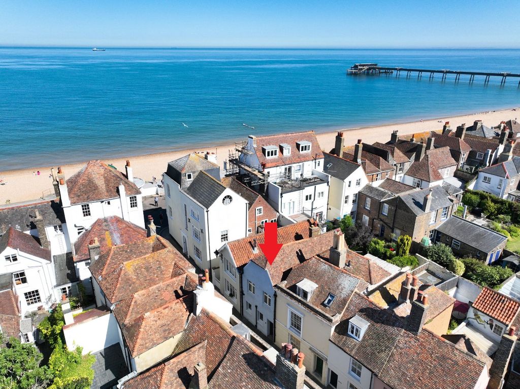 Property photo 3 of 17 Picture No. 04