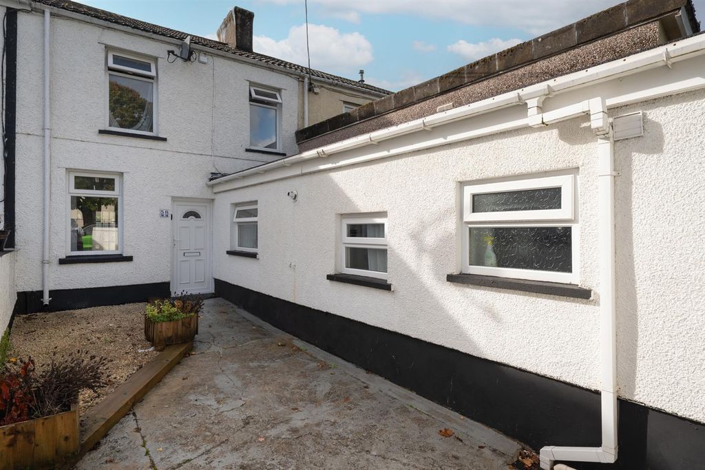 Property photo 3 of 26 58Vt-2.Jpg