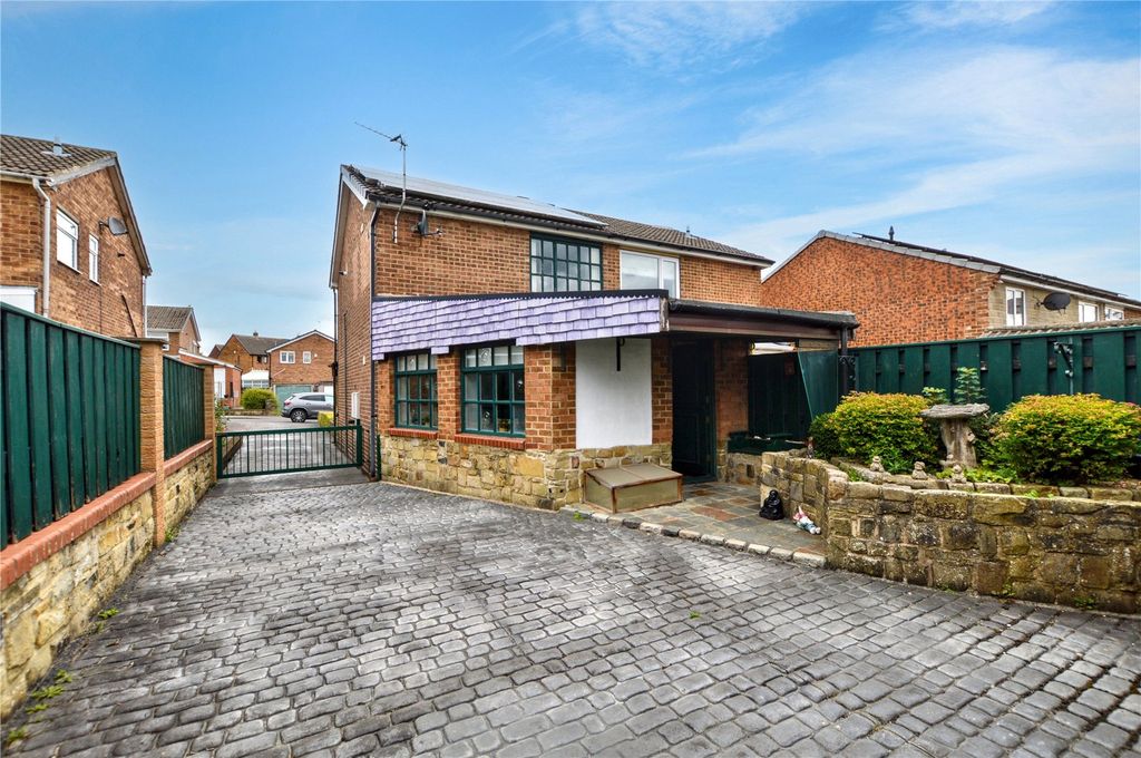 Property photo 2 of 19 Picture No. 18