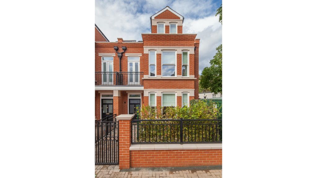 Property photo 1 of 14