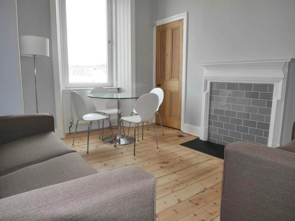 Property photo 3 of 6 Sitting Room