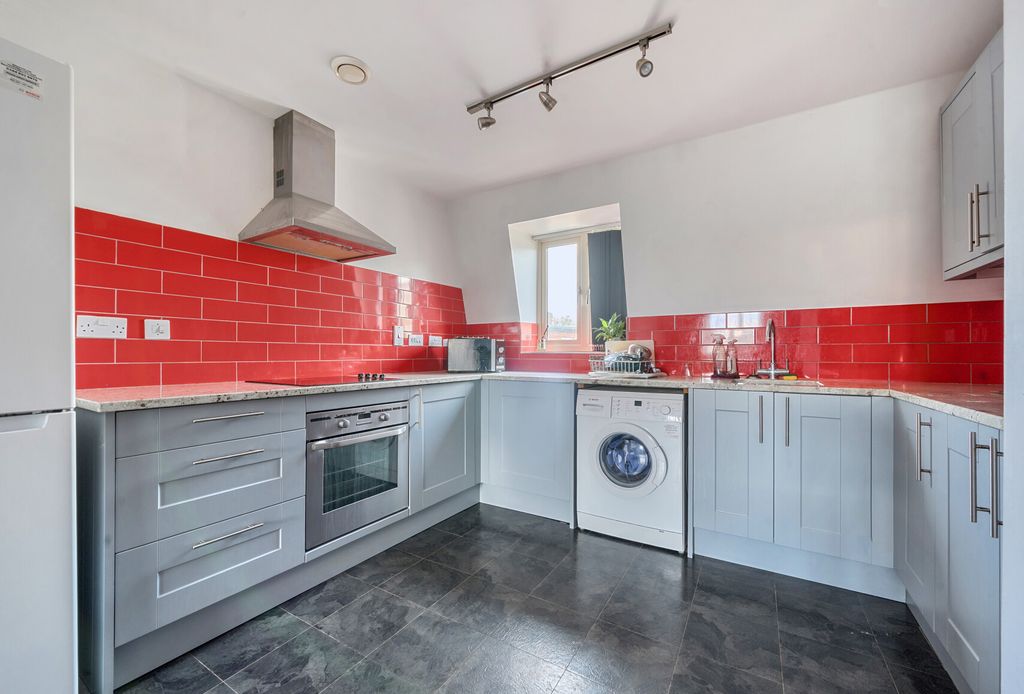 Property photo 3 of 7 1383505-14-691F34...