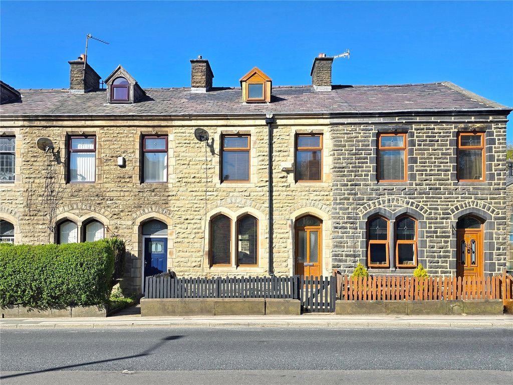 Property photo 1 of 19 Three Storey Home