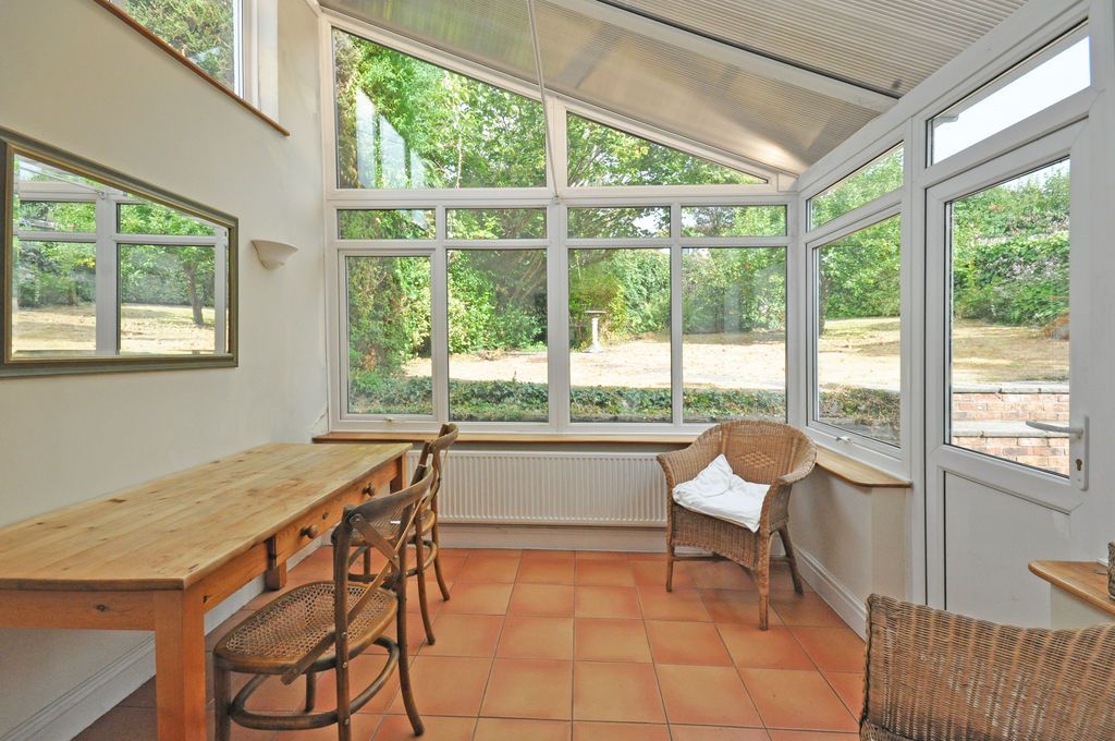 Property photo 3 of 25 Photo 2