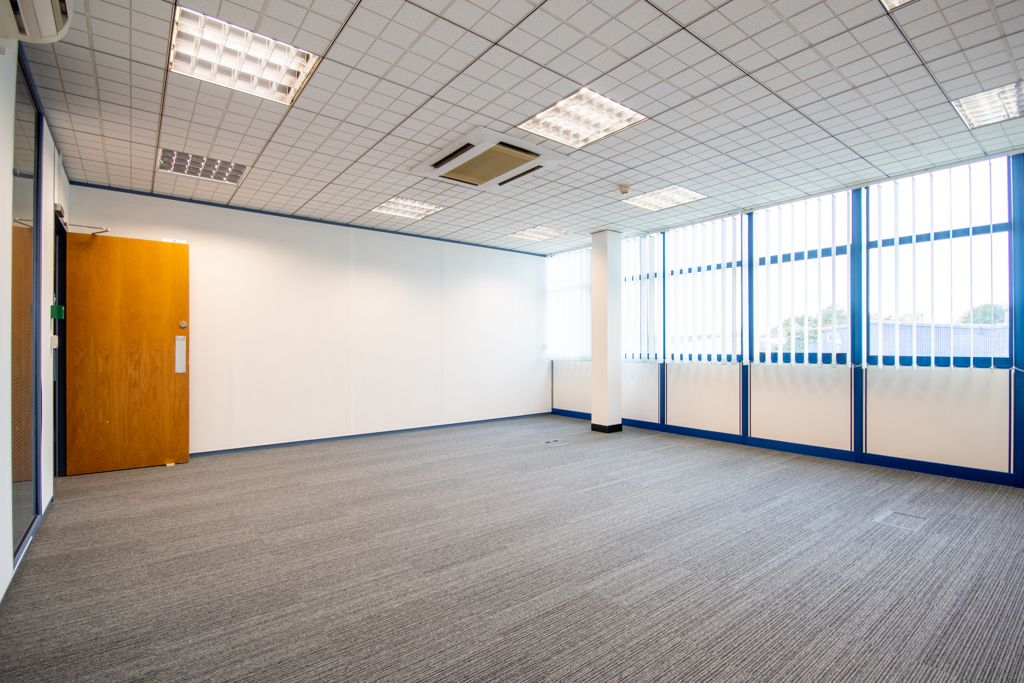 Property photo 2 of 21 Photo 1