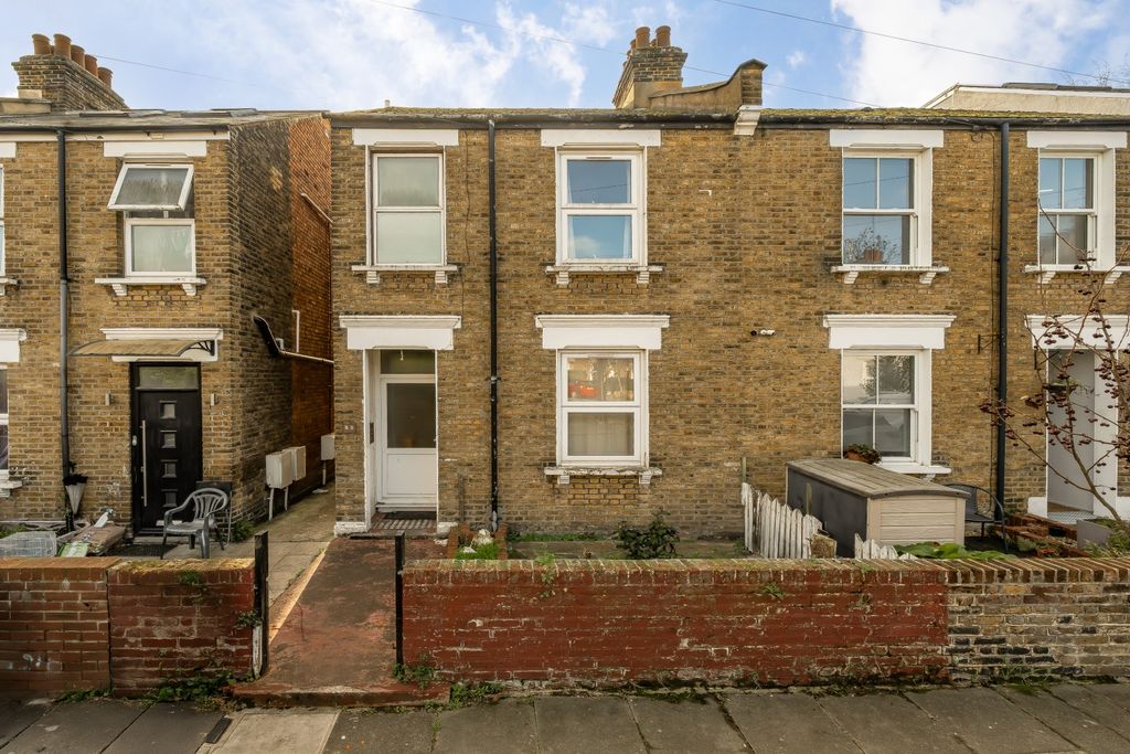 Property photo 1 of 9