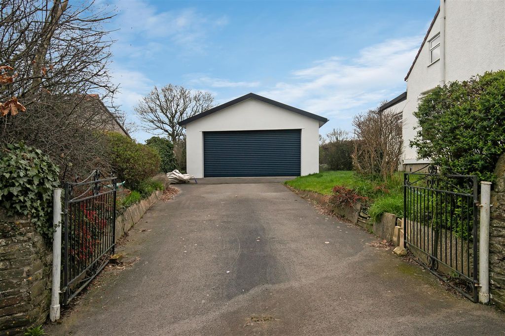 Property photo 2 of 47 Img_2627.Jpg