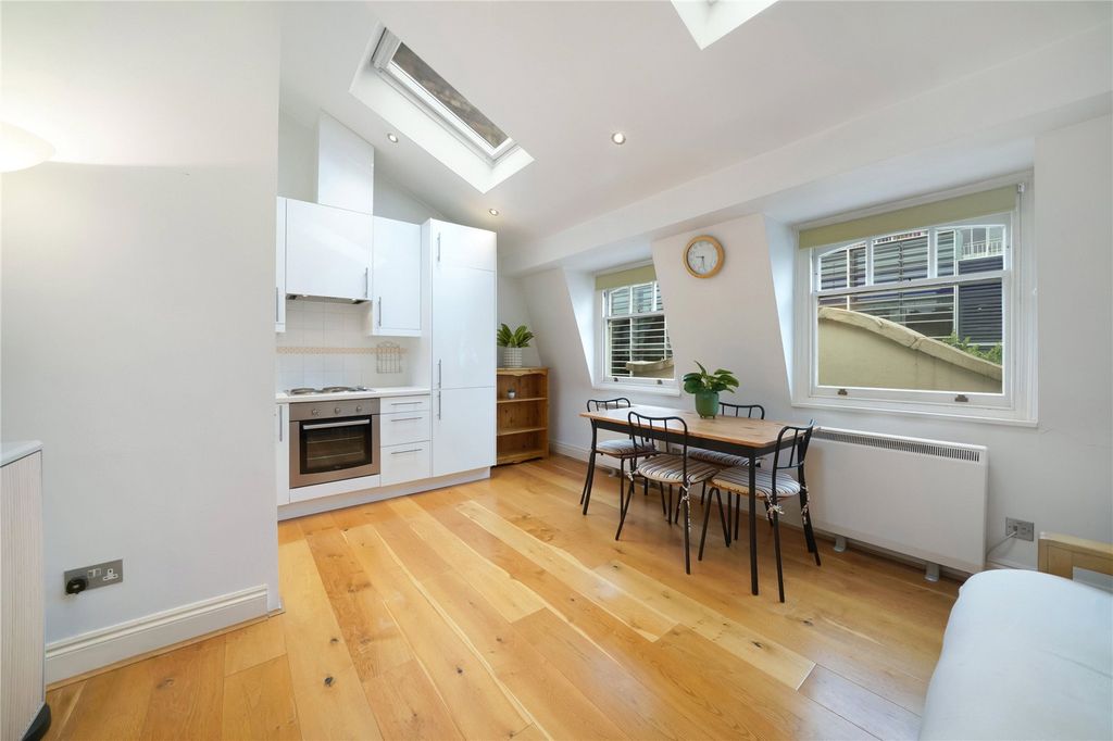 Property photo 1 of 10 Picture No. 32