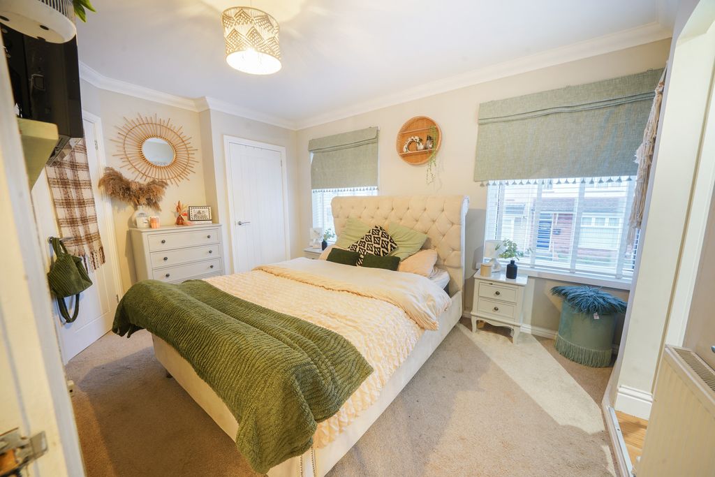 Property photo 3 of 24 3