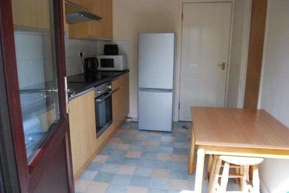 Property photo 2 of 19 Kitchen 1