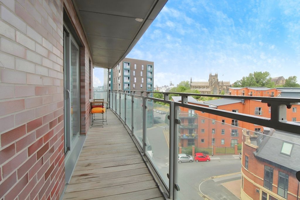 Property photo 1 of 8 Picture No. 12