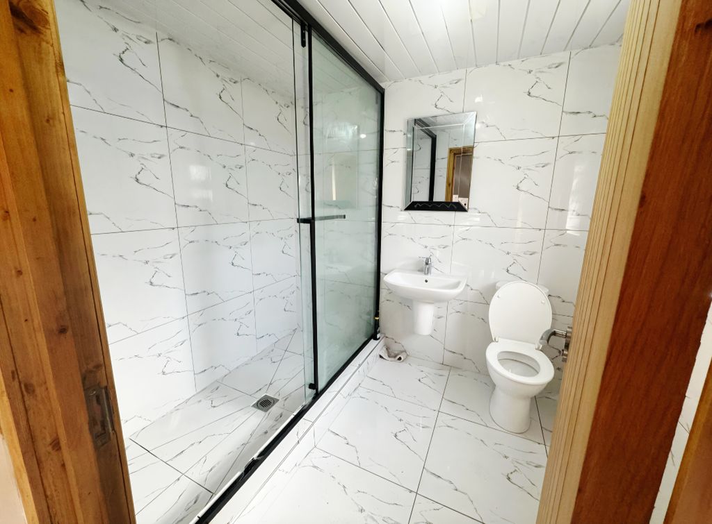 Property photo 2 of 4