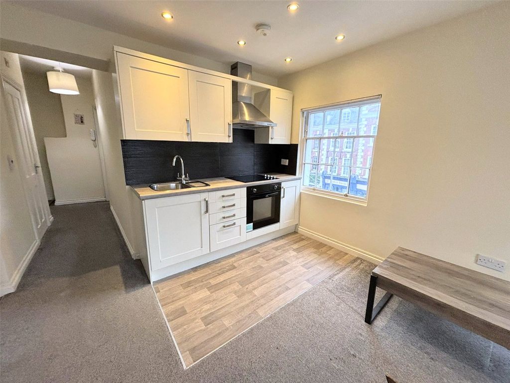 Property photo 2 of 5 Picture No. 10