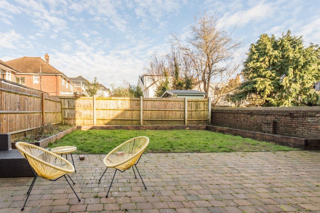 Property photo 3 of 13 4718722