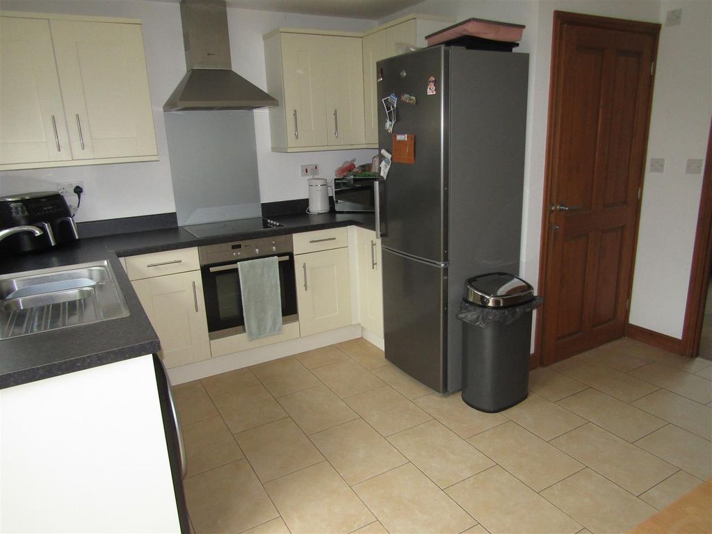 Property photo 2 of 12 Img_8168.Jpg