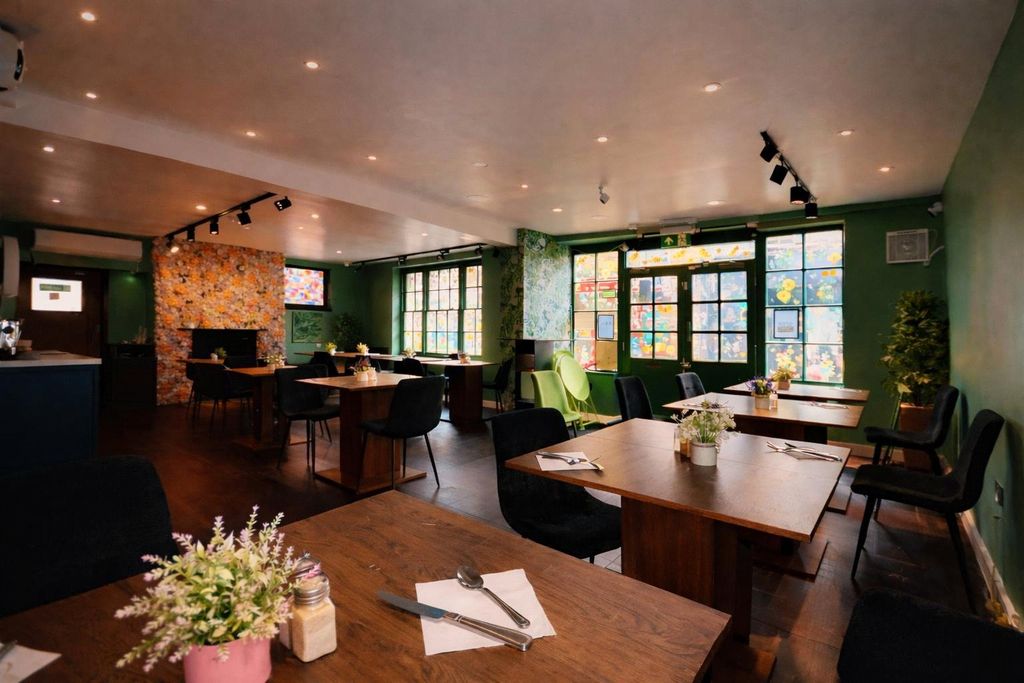 Property photo 2 of 14 Picture No. 26