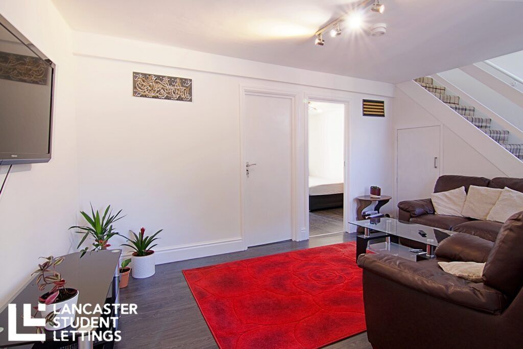 Property photo 2 of 7 Property Photo