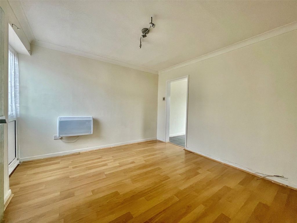 Property photo 3 of 10 Picture No. 03