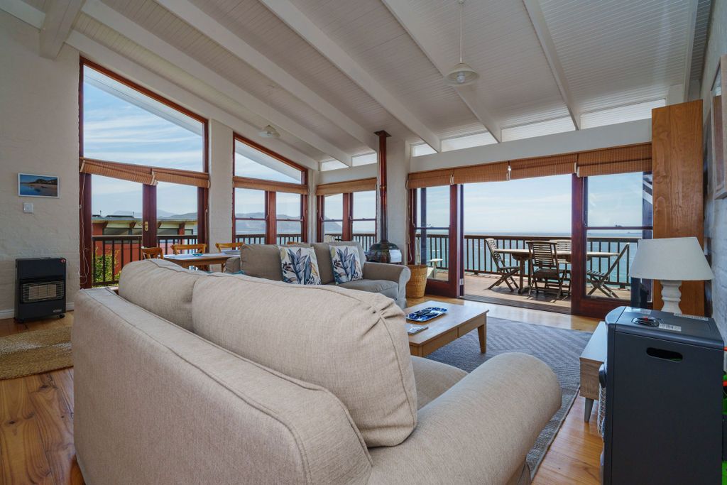Property photo 2 of 49 Fh1730825