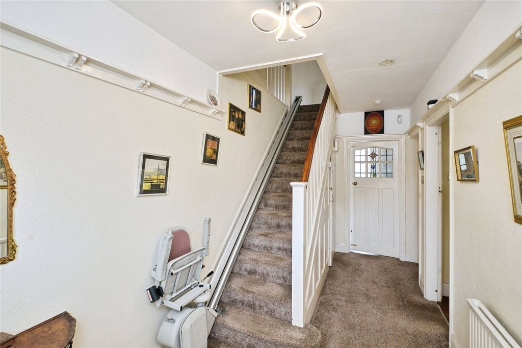 Property photo 2 of 24 Picture No. 08