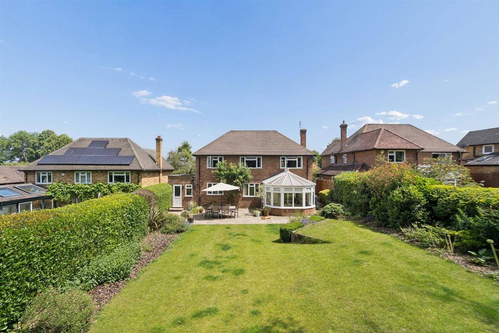 Property photo 2 of 18