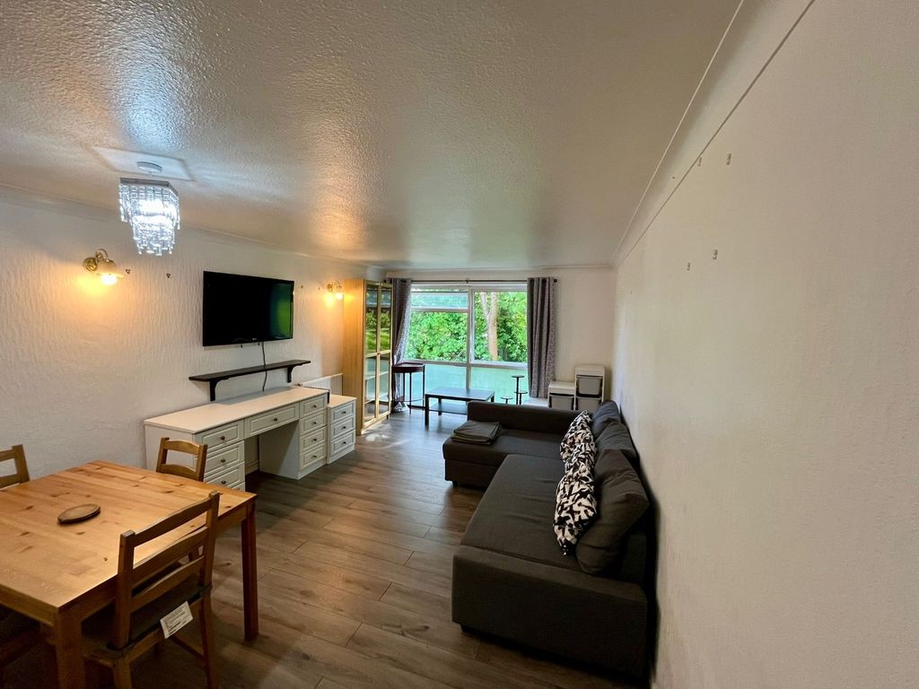 Property photo 2 of 7 3201952