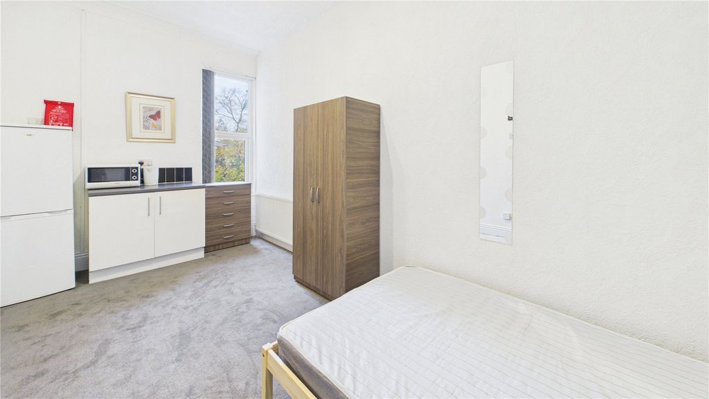 Property photo 1 of 6 Picture No. 07