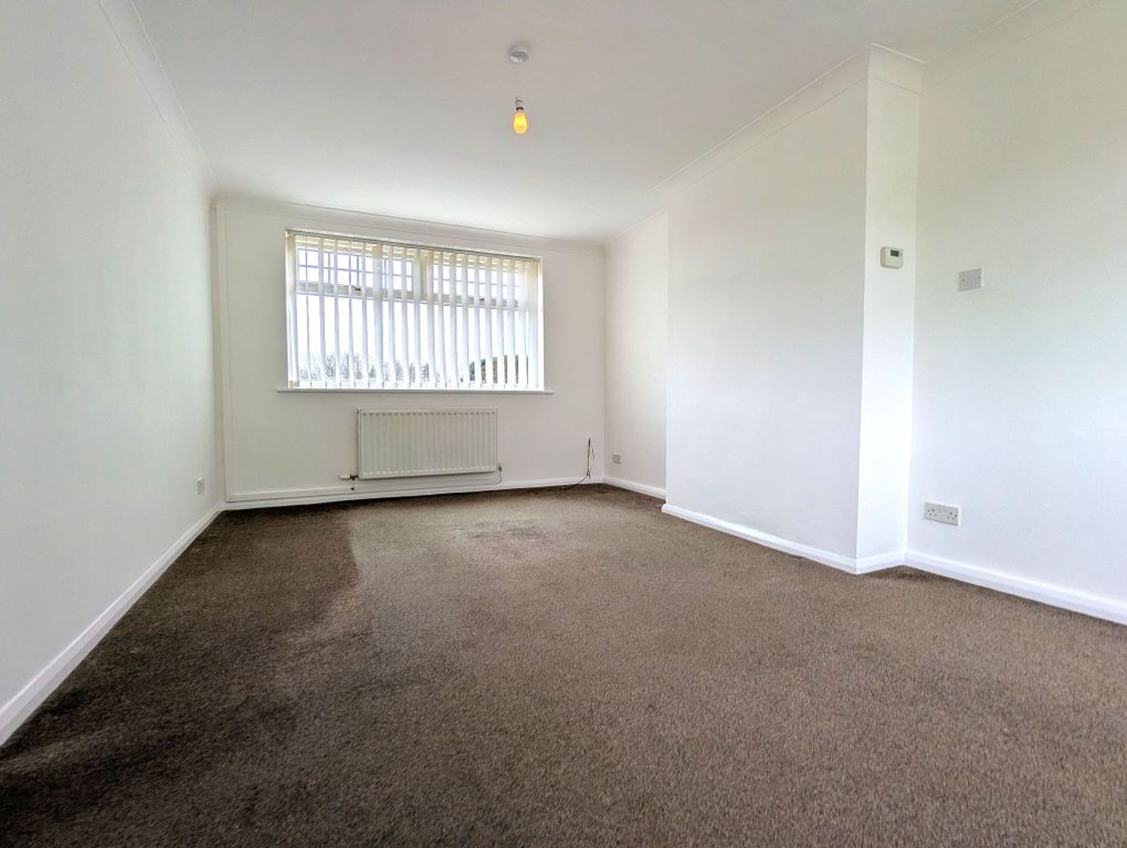 Property photo 3 of 14 Photograph 3