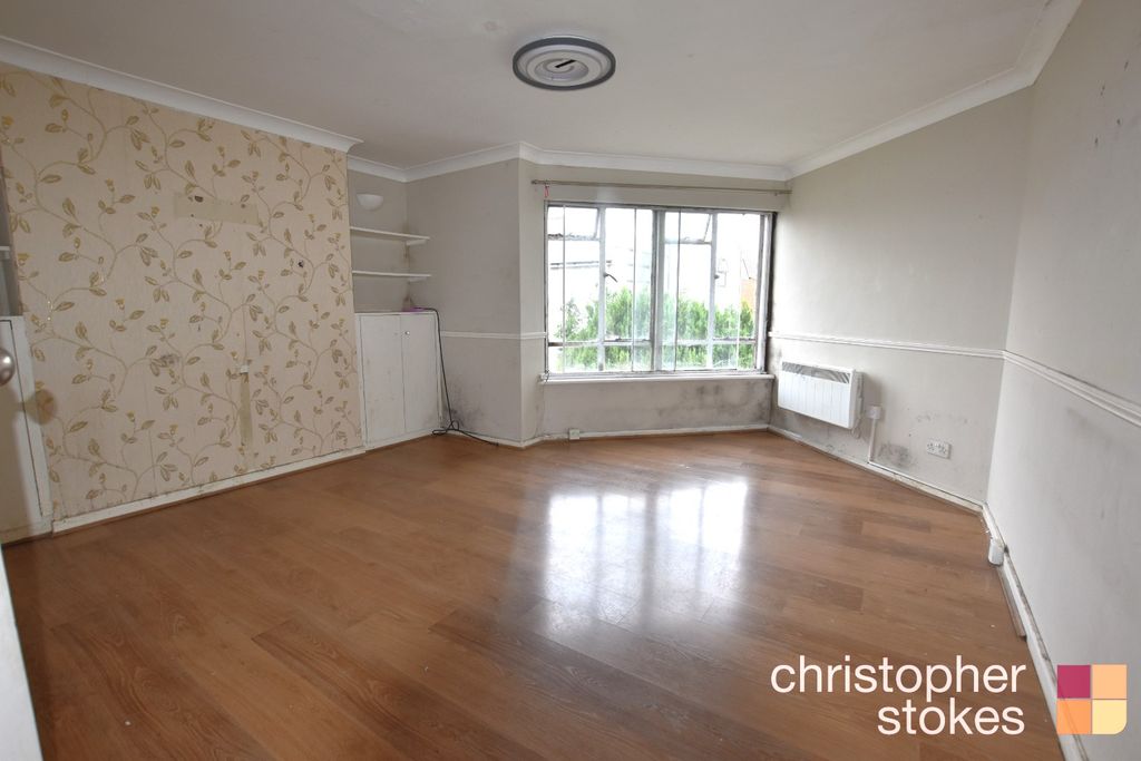 Property photo 2 of 6 4453863