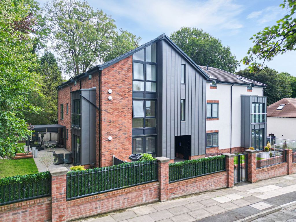 Property photo 1 of 20 Photo 22