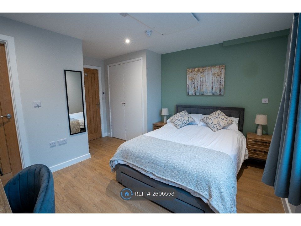 Property photo 1 of 10 Bedroom 4