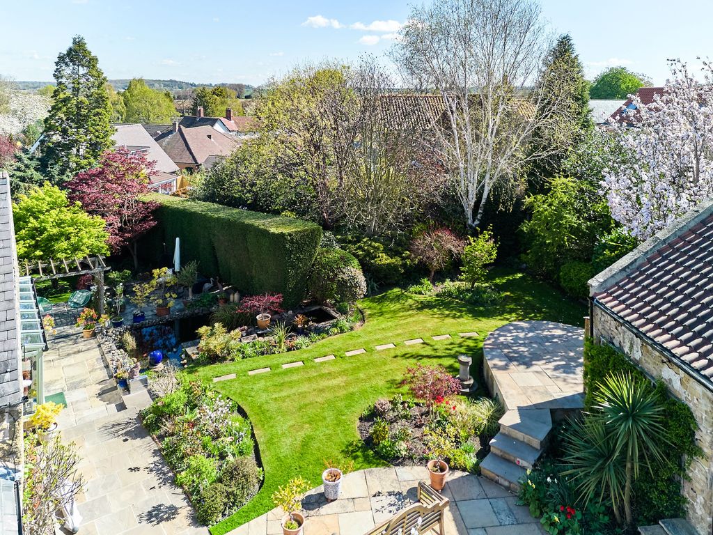 Property photo 3 of 51