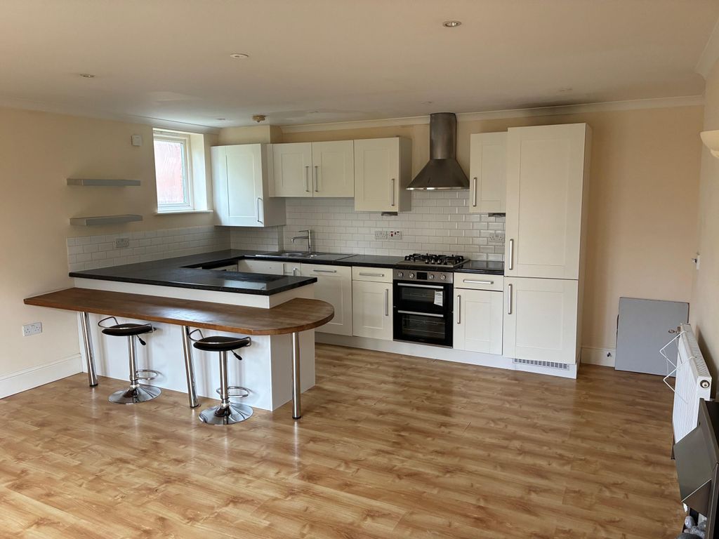 Property photo 1 of 12 Cover