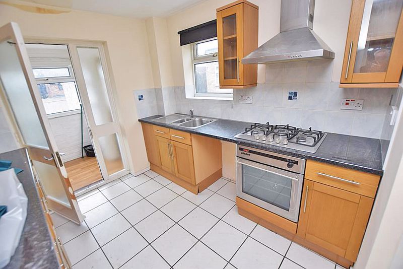 Property photo 2 of 7 Photo 7