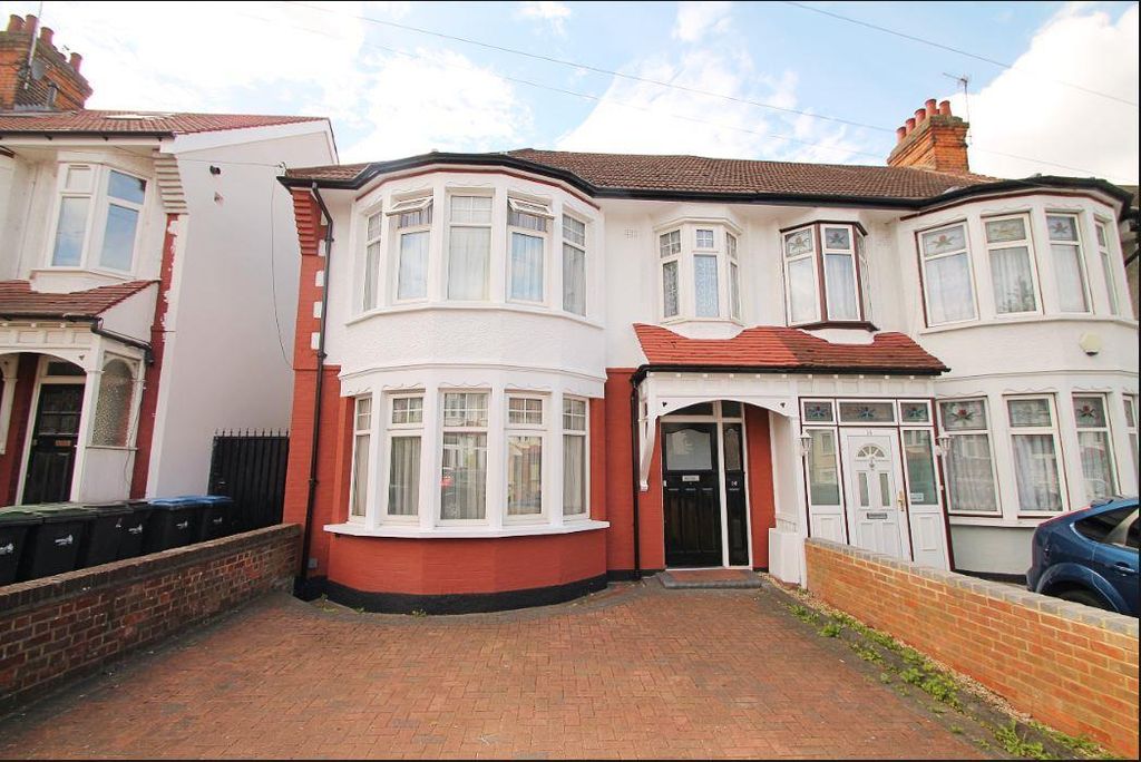 Property photo 1 of 14 Front