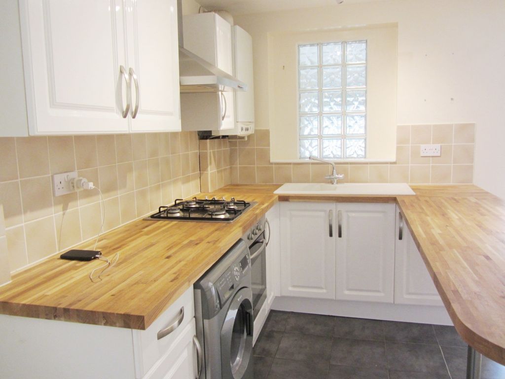 Property photo 3 of 18