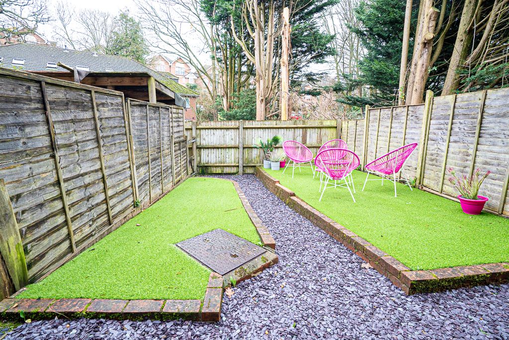 Property photo 3 of 8