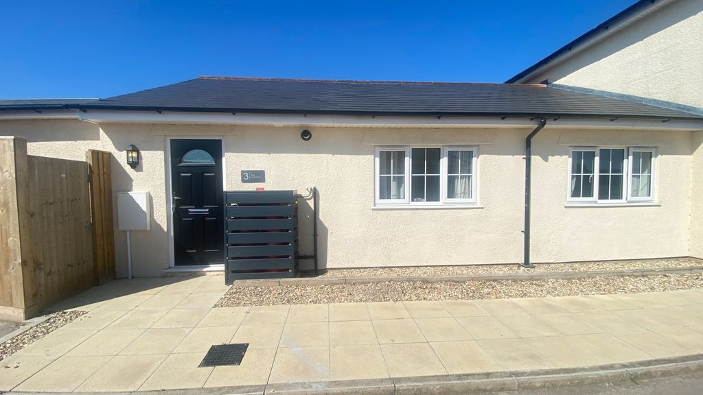 Property photo 1 of 25
