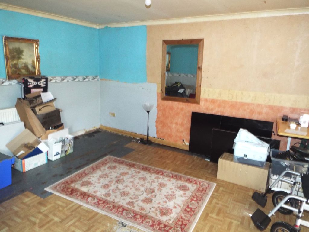 Property photo 2 of 9