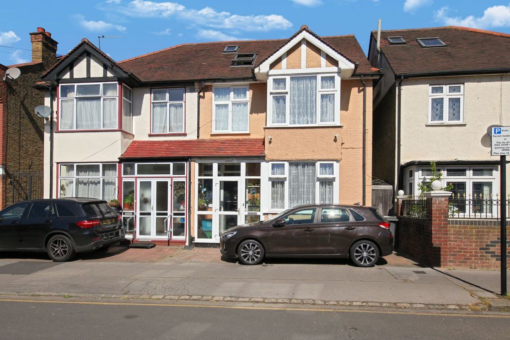 Property photo 1 of 13