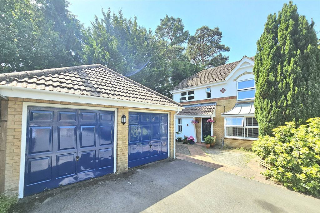 Property photo 1 of 19 Picture No. 18