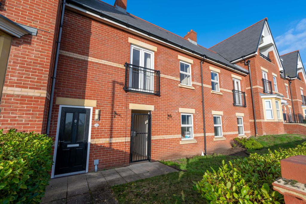 Property photo 1 of 12 Dsc_4028-Hdr