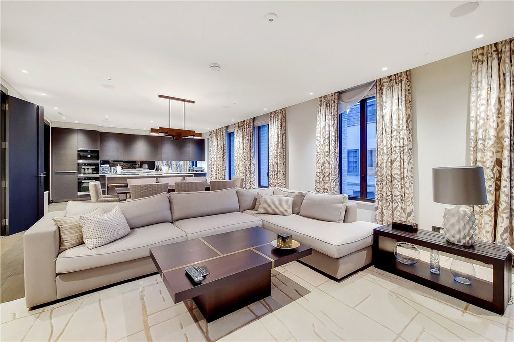 Property photo 1 of 11 Picture No. 05