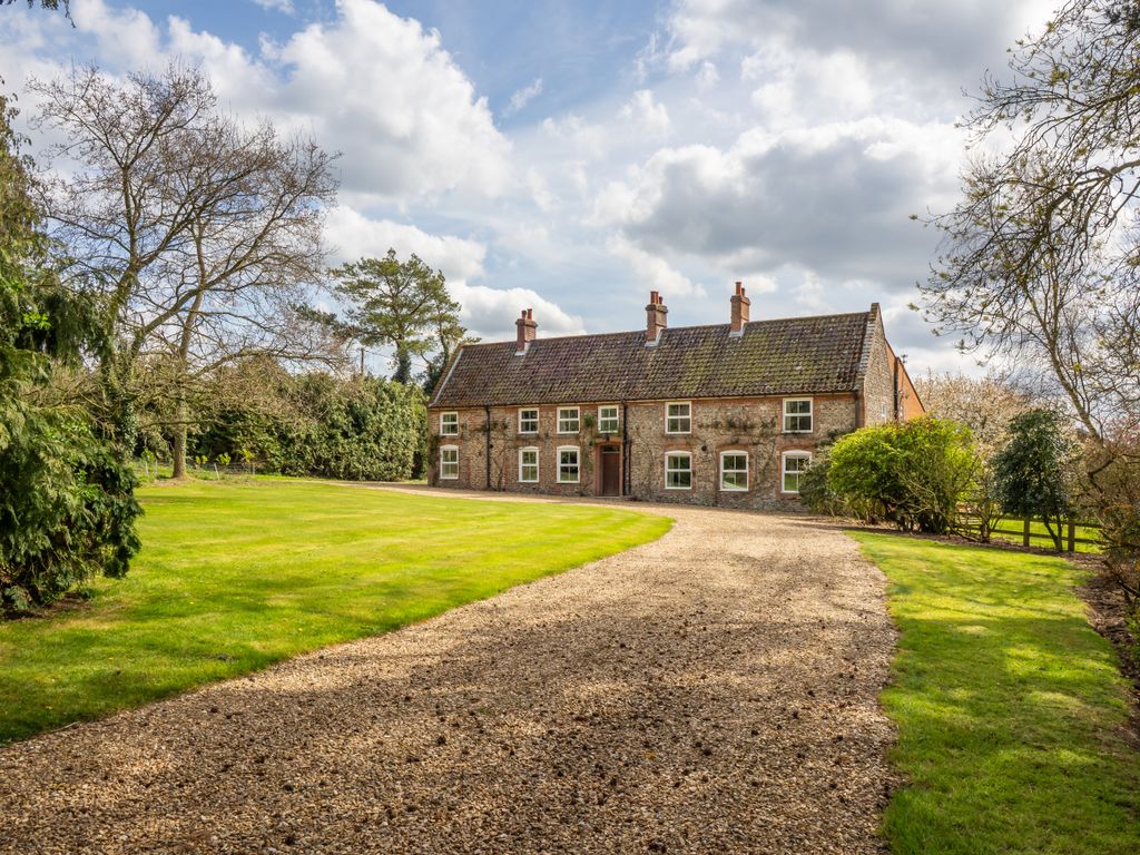 Property photo 1 of 18 Parkfarm-28