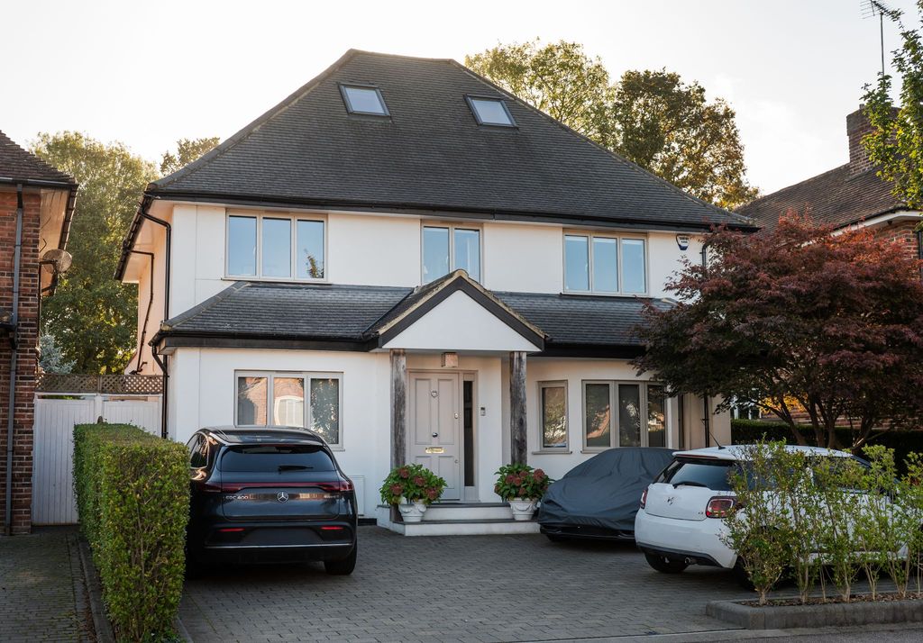 Property photo 1 of 26 Photograph 26