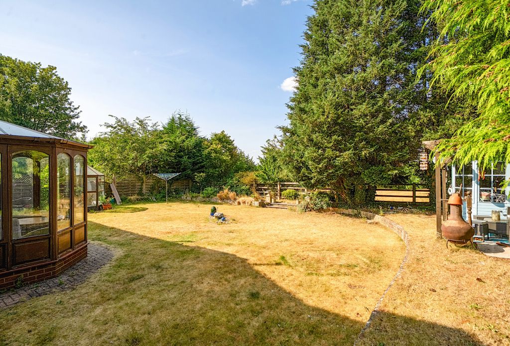 Property photo 2 of 18 Rear Garden