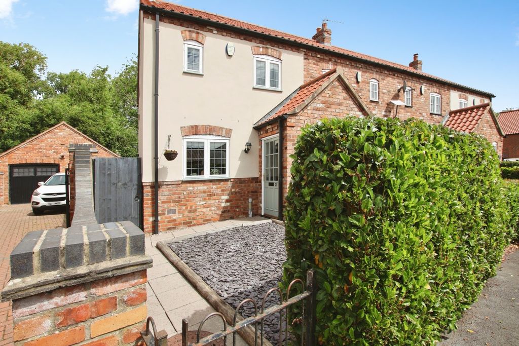 Property photo 1 of 21 5087810